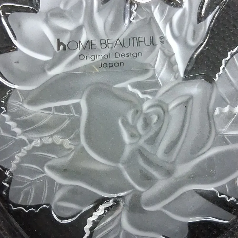 Studio Nova Mikasa Japan‎ frosted & embossed winter rose heart box